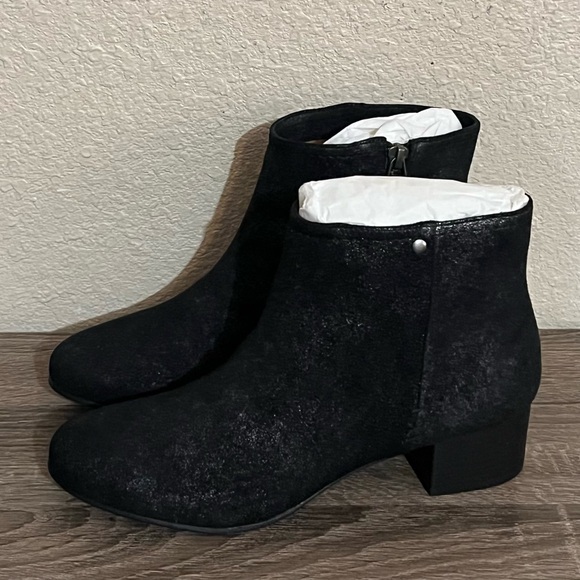 Designer H.S Trask Vivian Black Metallic Suede Ankle Boots - Picture 8 of 16